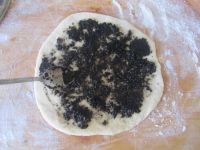 黑芝麻花样面包的做法步骤6