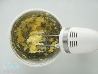 万圣节糖霜南瓜饼干的做法步骤2