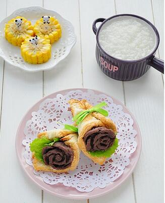 豆沙玫瑰吐司卷怎么做好吃        菜谱宝