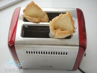 豆沙玫瑰吐司卷的做法步骤2