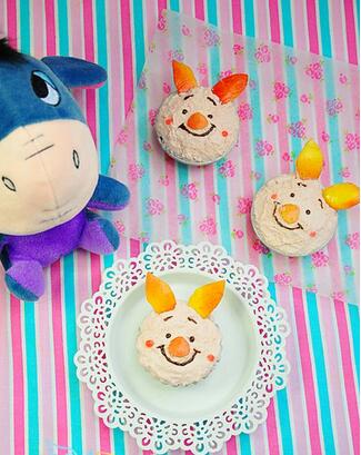 小猪杯子蛋糕的15步制作方法      菜谱宝