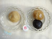 熊猫桃山月饼的做法步骤1