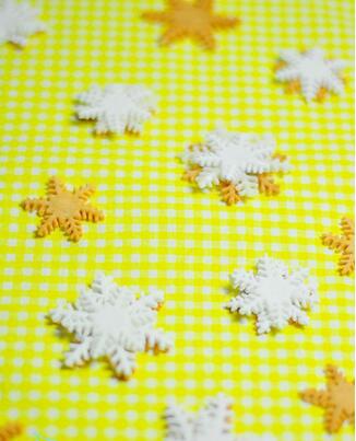如何制作翻糖雪花饼干         菜谱宝