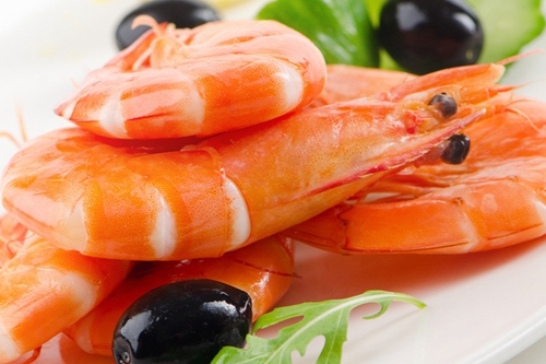 安全选购新鲜虾类的窍门  菜谱宝