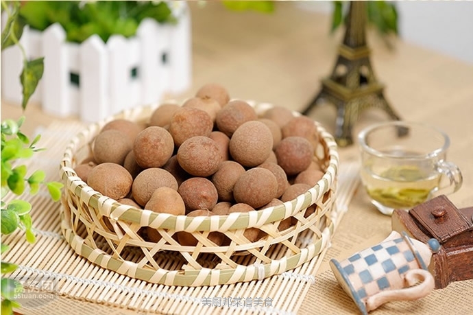 桂圆干的选购技巧      菜谱宝