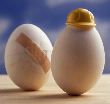 怎么样选购新鲜的鸡蛋 菜谱宝