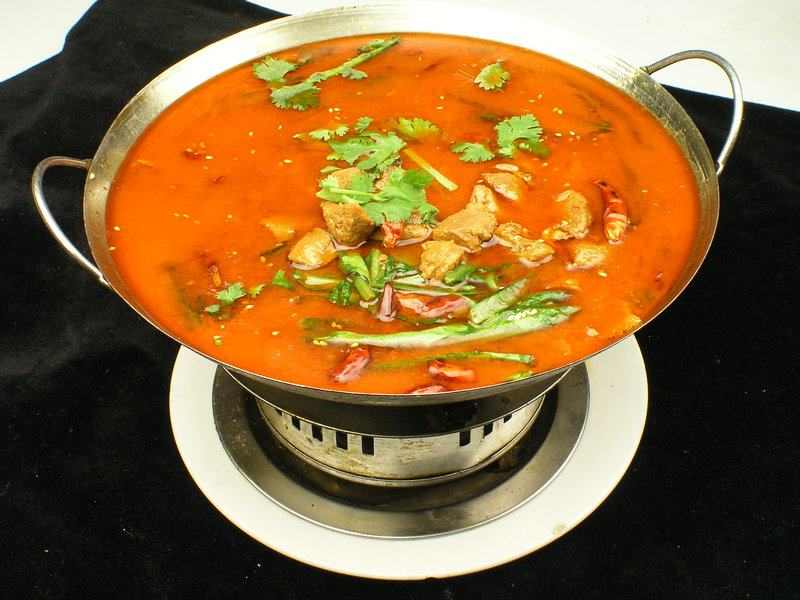 植物油动物油区别 植物油和动物油哪个更好