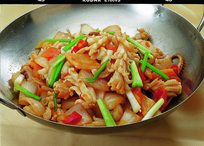 生牛肉炒辣椒酱的做法(牛肉鲜辣椒酱的做