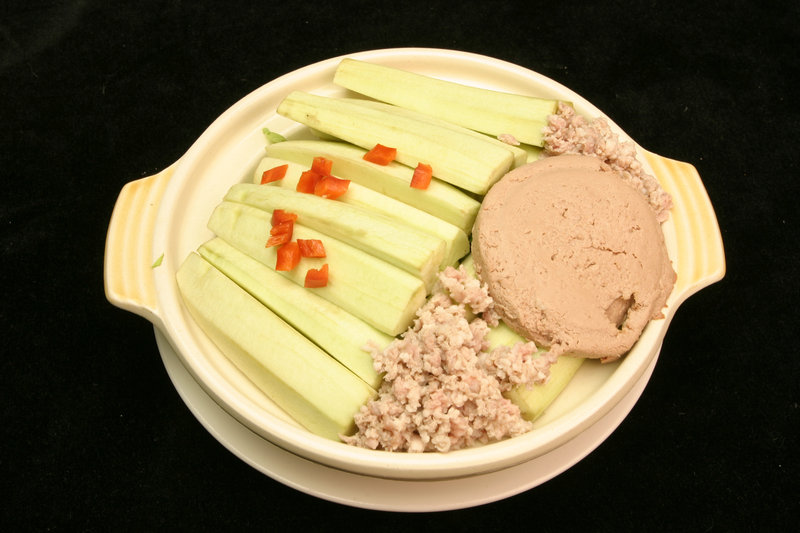 夏天煲什么汤好(猪尾巴夏天煲什么汤好)