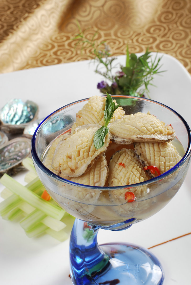 袁成杰老婆是干什么的