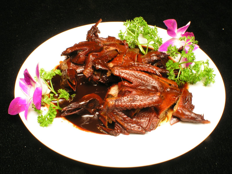 现成牛肉丸子的做法(现成牛肉丸子的做法和配料)