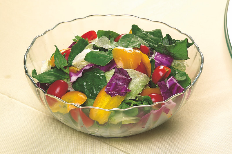 烘焙房里的红绿花生米