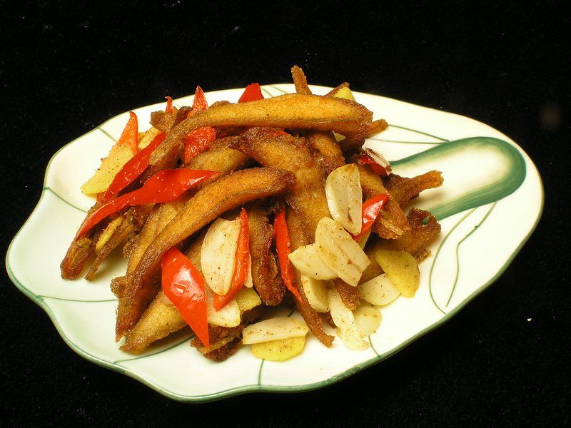 京酱肉丝饼皮的做法_京酱肉丝的饼皮蒸多