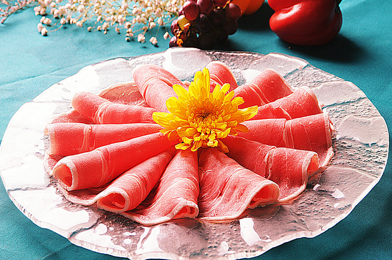 牛肉做牛排行吗(牛肉哪个适合做牛排)