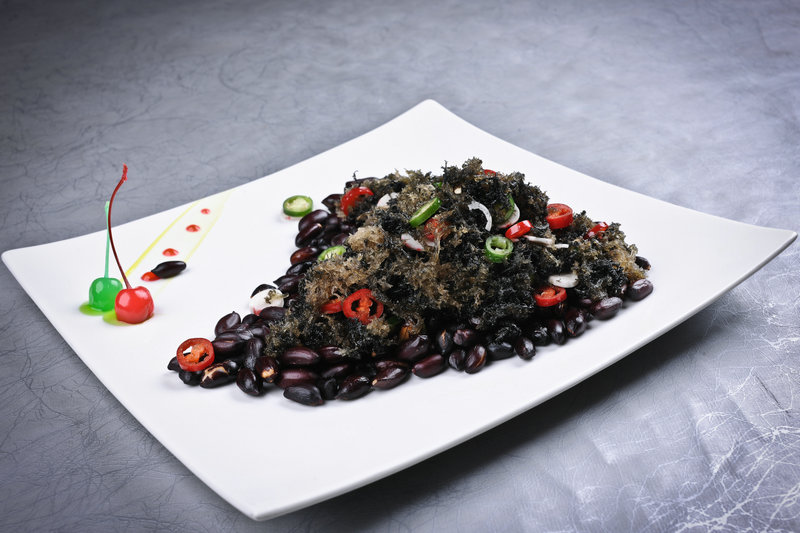 <b>清蒸鲈鱼正宗做法清蒸鲈鱼最佳做法</b>