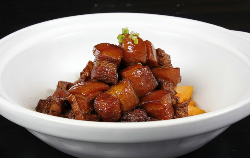 牛肉香菇木耳能一起吃吗(牛肉香菇木耳可以一起吃吗)