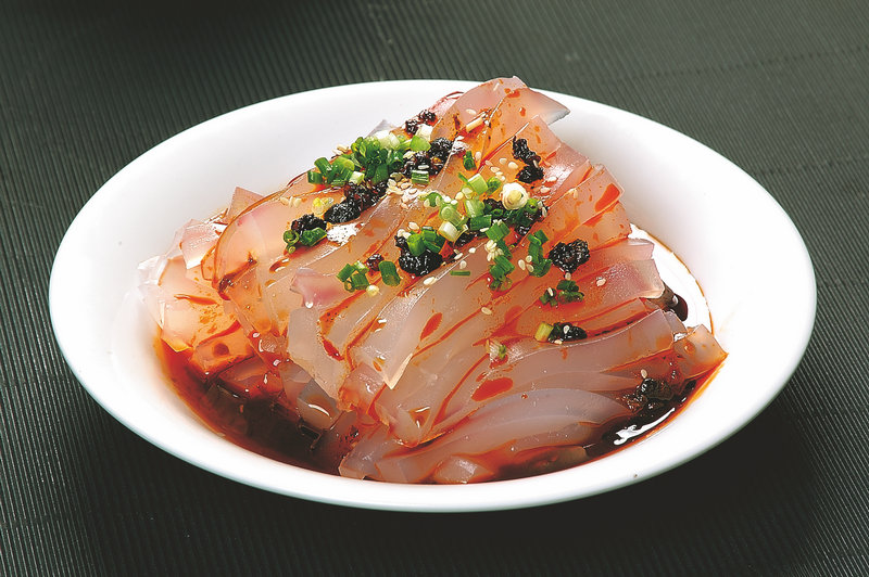 牛肉饺子馅儿怎么调好吃(牛肉馅儿饺子怎么调最好吃)