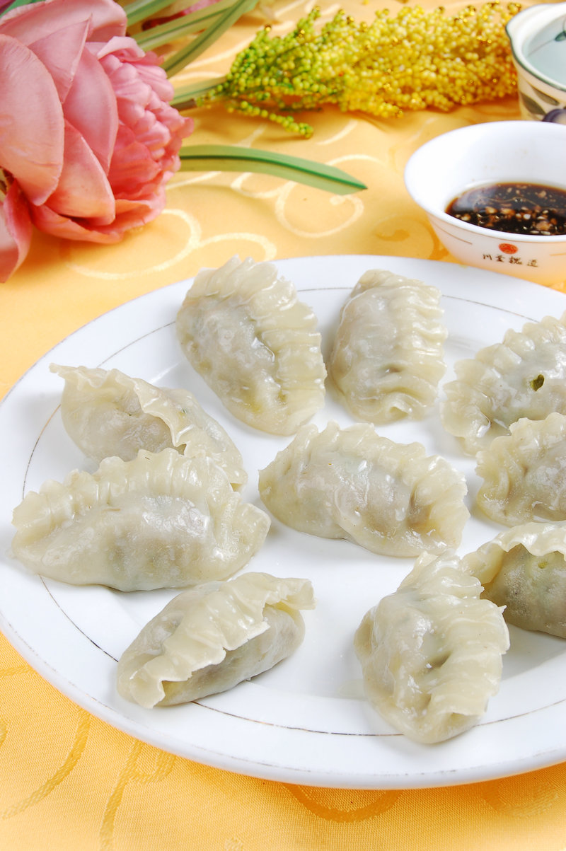 牛肉西红柿炖土豆家常做法大全家常做法(西红柿炖牛肉土豆的做法大全家常)