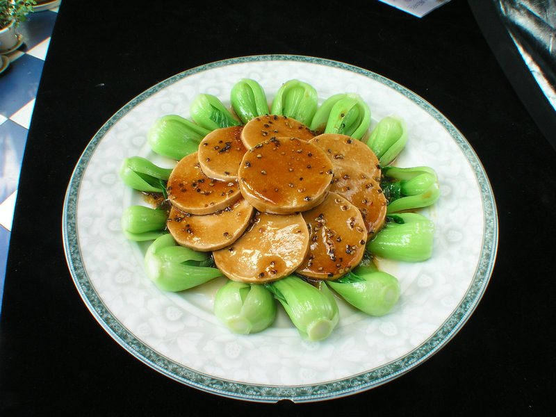 怎么吃小龙虾剥图解 小龙虾如何吃 教你3秒剥出完整虾肉!